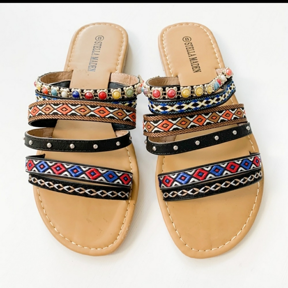 NEW Women's Embroidered Summer Sandals